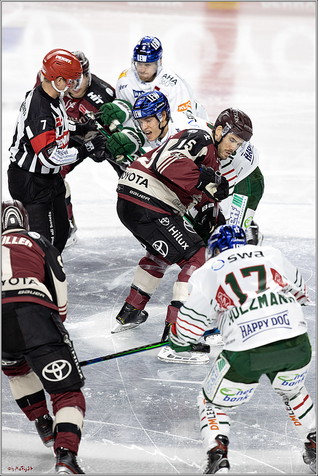 PENNY DEL;  Koelner Haie - Augsburger Panther; Koeln, 05.04.2021